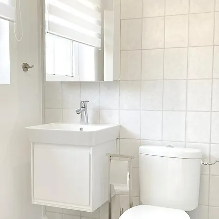 Luebecker Str 2 Whg 7 *